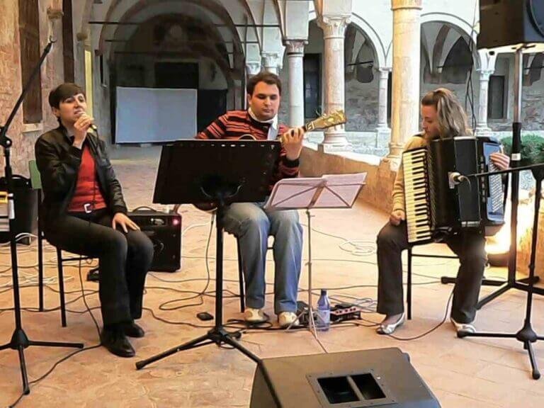 Il trio Cristina Moretti, Andrea Inchierchia ed Elisa Goldoni al Sanbenedettofestival 2008